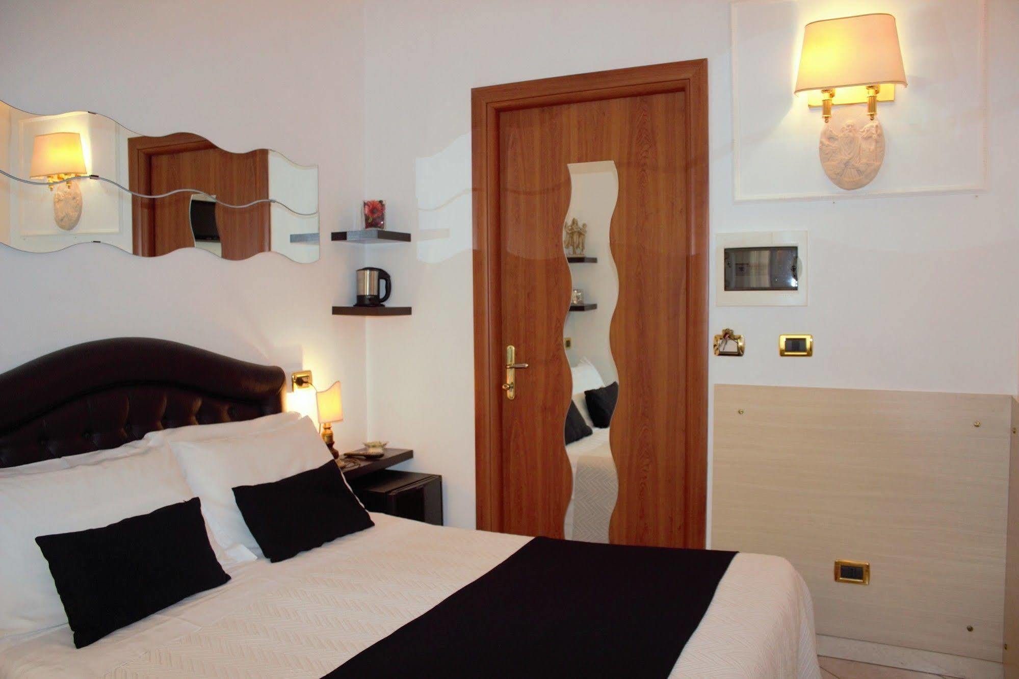 Citta Eterna Gasthuis 2*